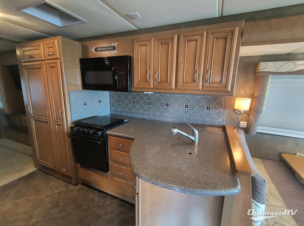 2013 Newmar Bay Star 3305 Photo 10
