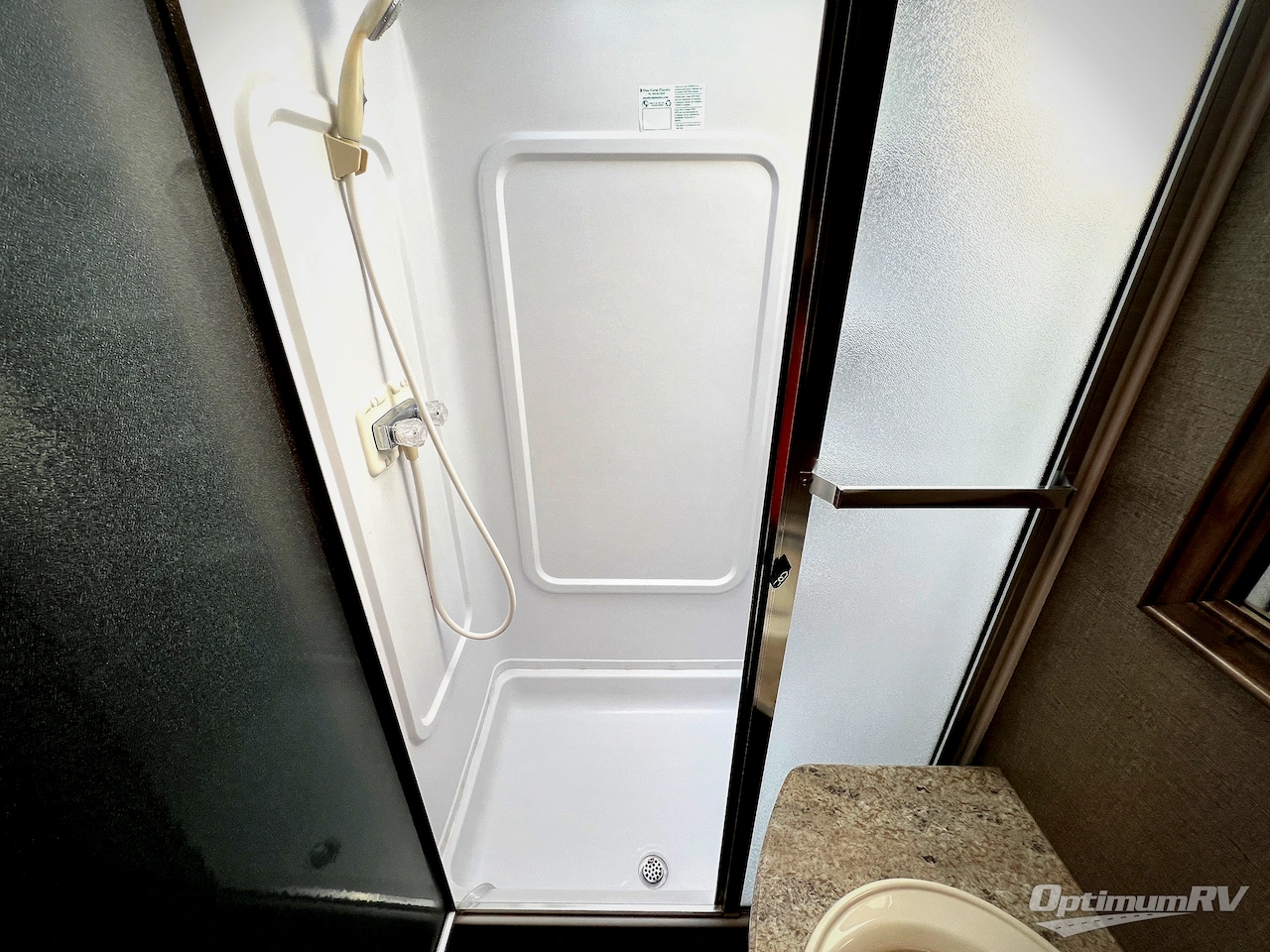 2018 Winnebago Intent 29L Photo 21