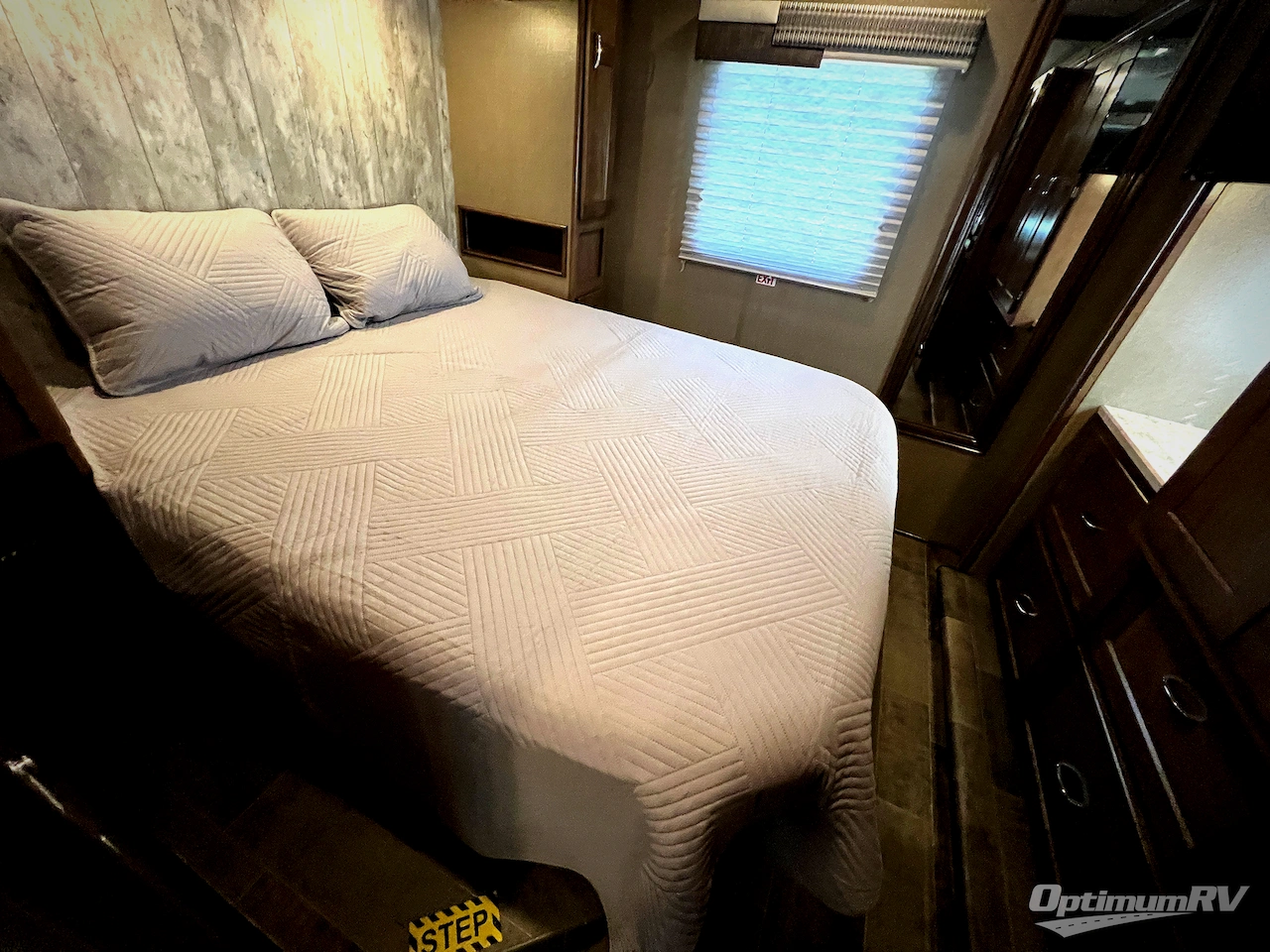 2018 Winnebago Intent 29L Photo 22