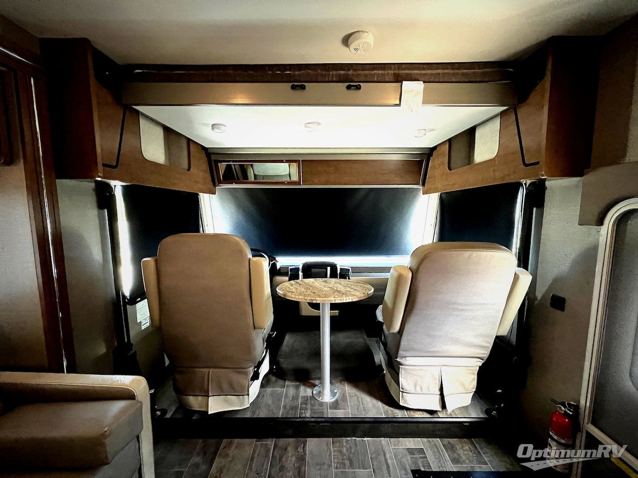 2018 Winnebago Intent 29L Photo 6