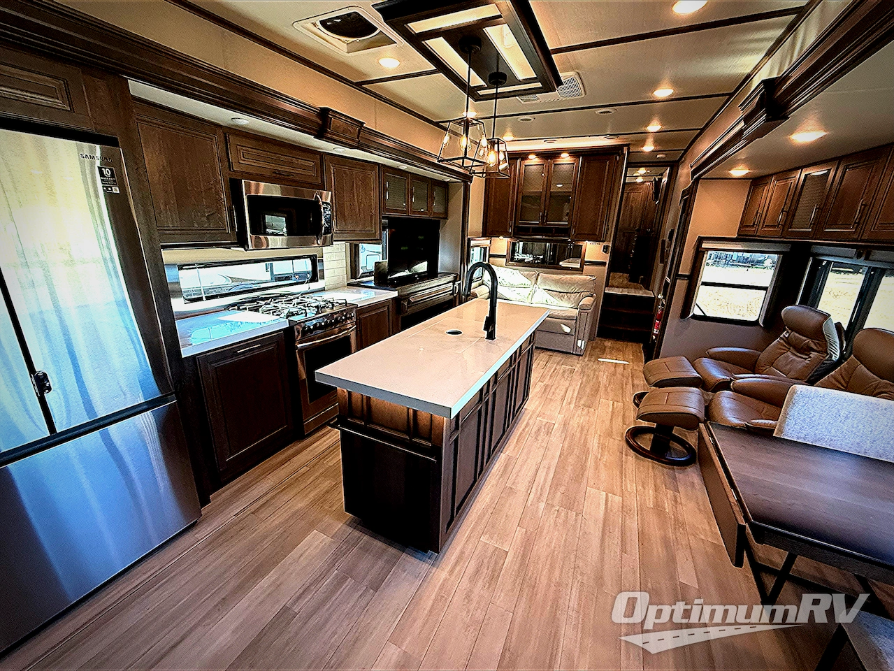 2021 Grand Design Solitude 345GK-R Photo 5