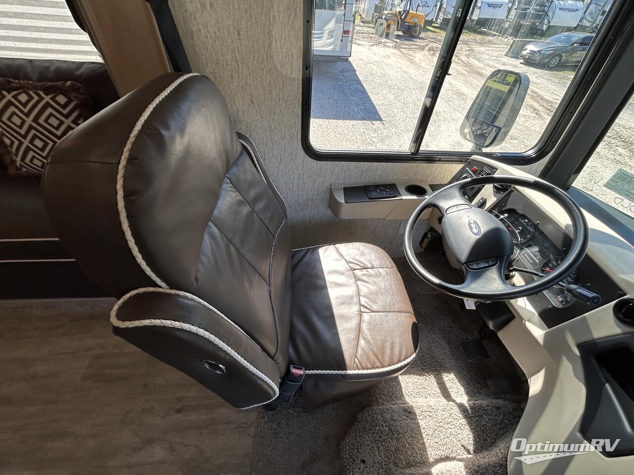2017 Newmar Bay Star Sport 2903 Photo 2