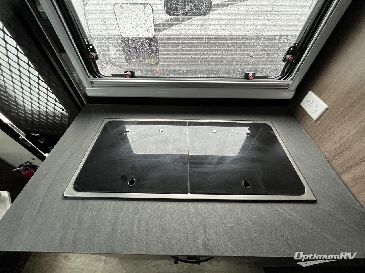 2025 Black Series Camper BLACK SERIES MARS S-16 Photo 12