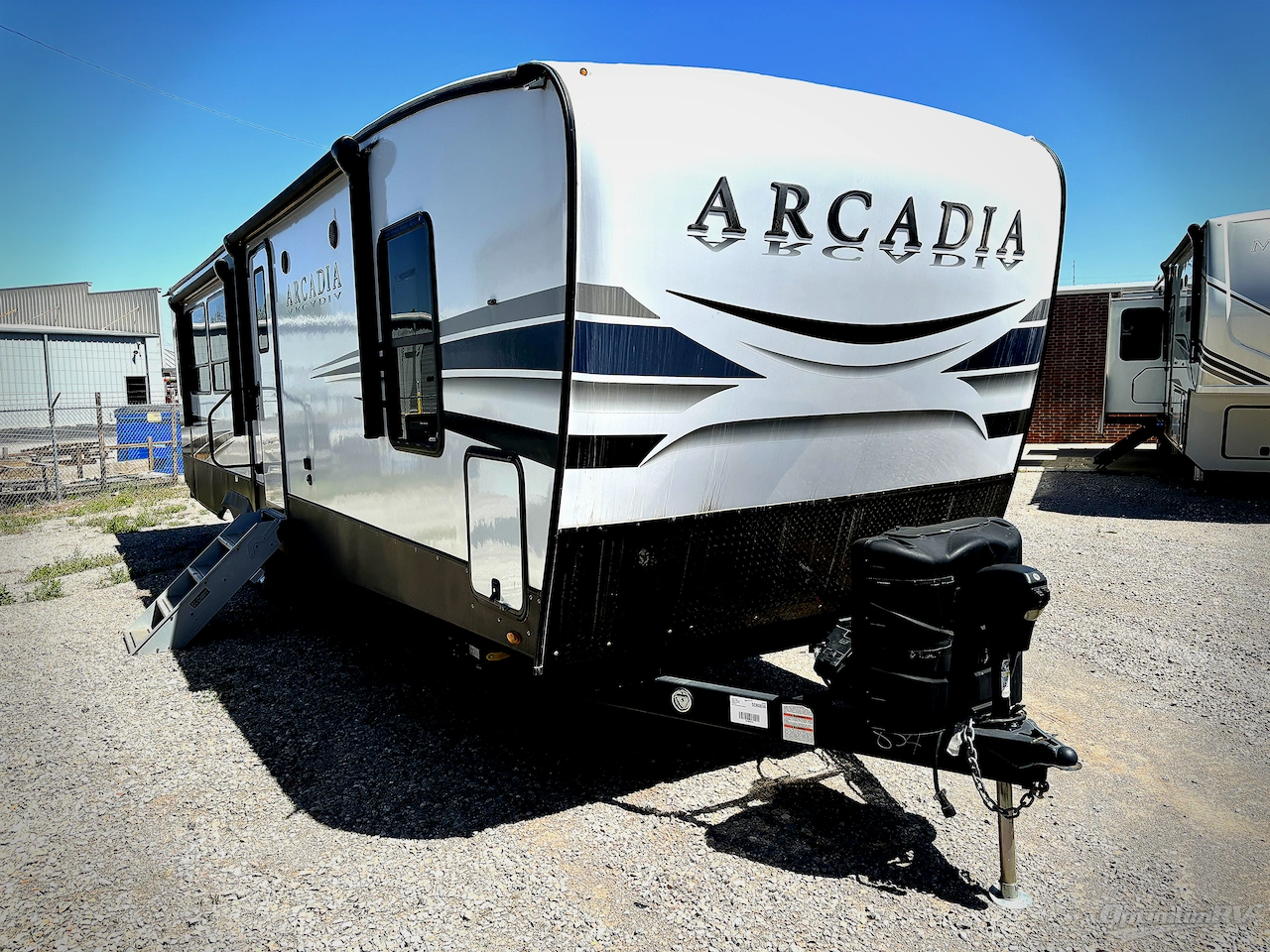 2022 Keystone Arcadia 377RL Photo 1