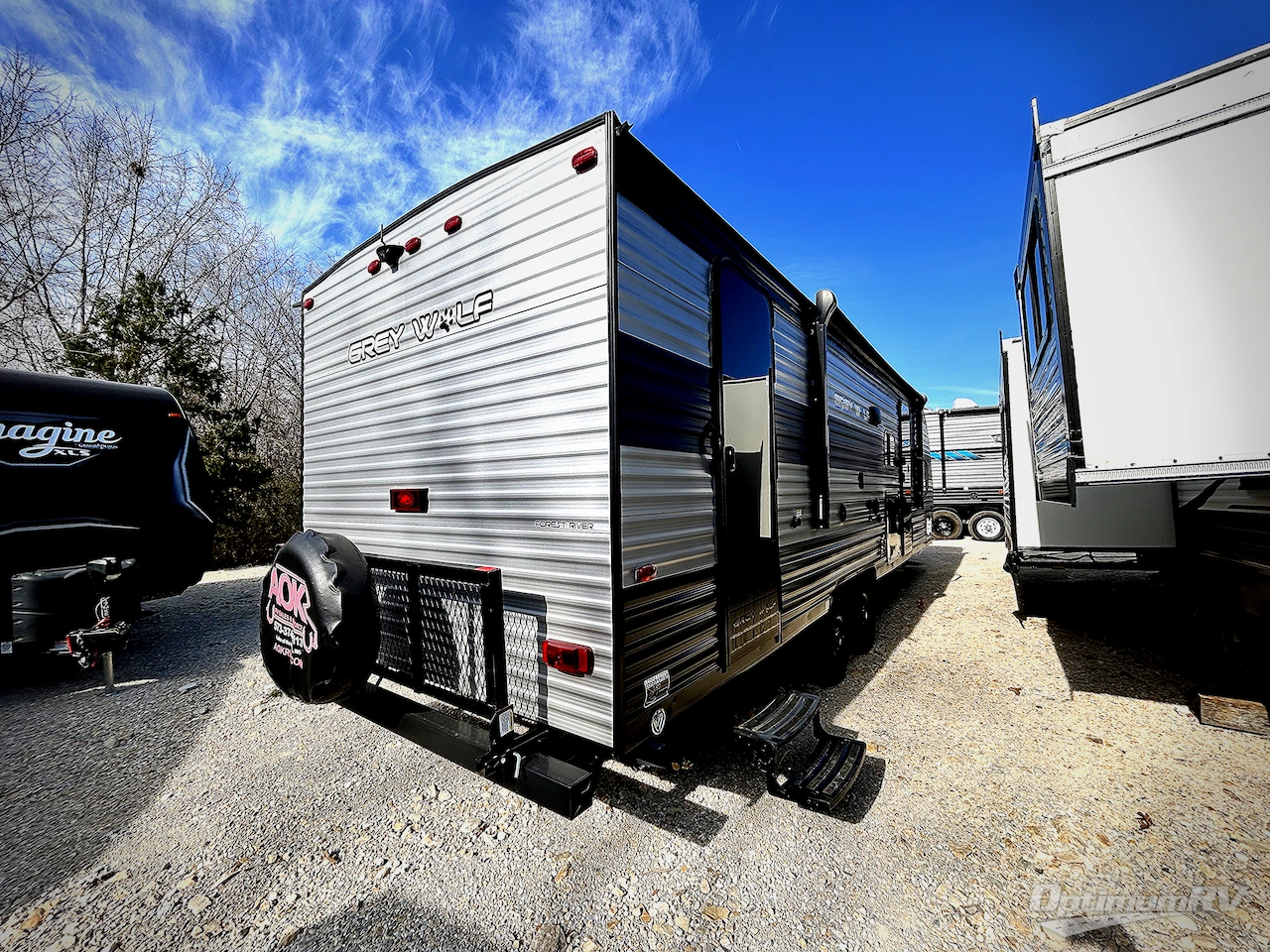 2021 Forest River Cherokee Grey Wolf 26BH Photo 2