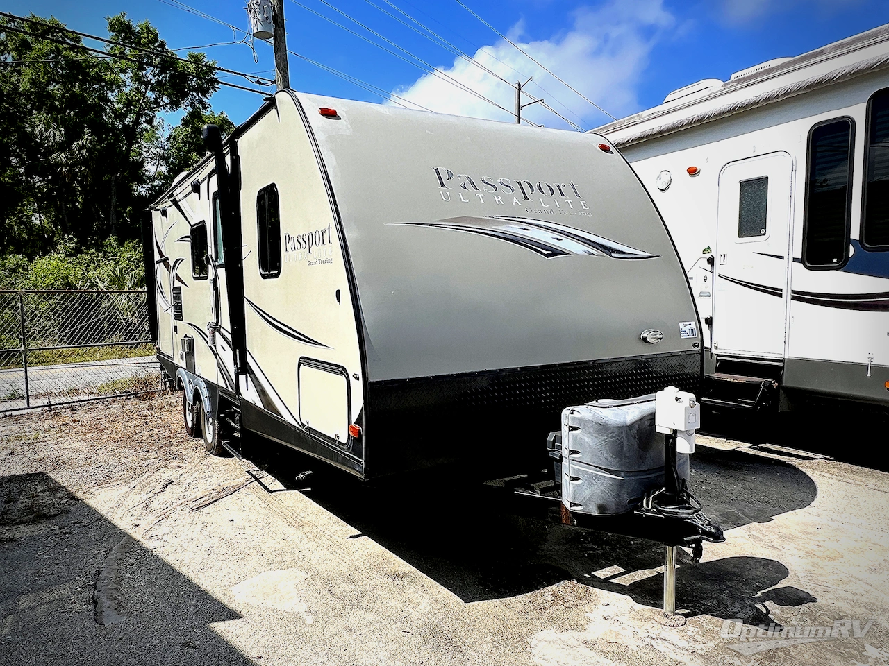 2016 Keystone Passport 2250RB Grand Touring Photo 1