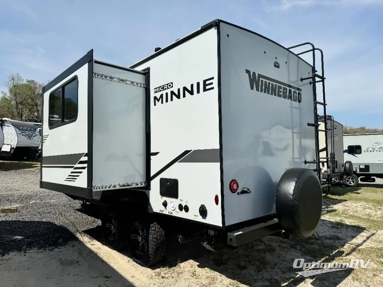 2022 Winnebago Towables Micro Minnie 1808FBS Photo 3