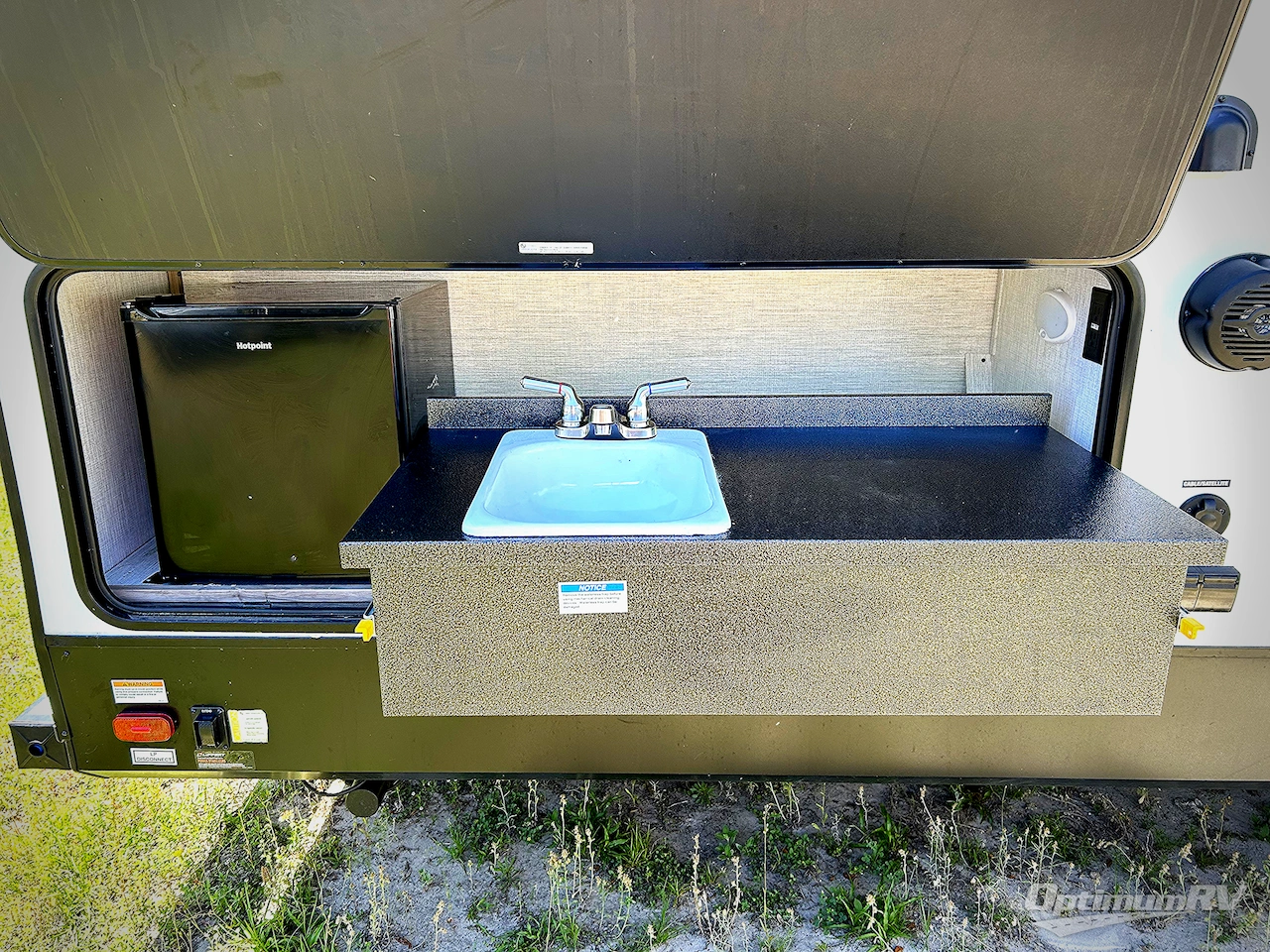 2022 Palomino SolAire Ultra Lite 304RKDS Photo 18
