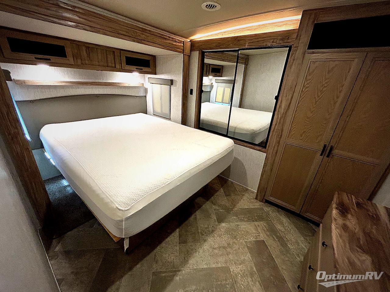 2022 Palomino SolAire Ultra Lite 304RKDS Photo 7