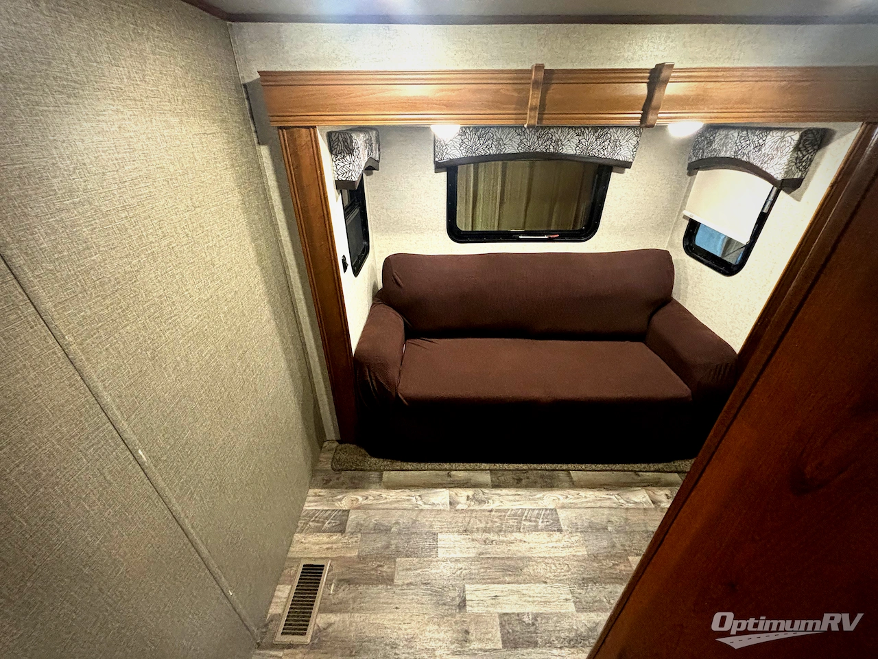2018 Heartland Bighorn Traveler 39MB Photo 10