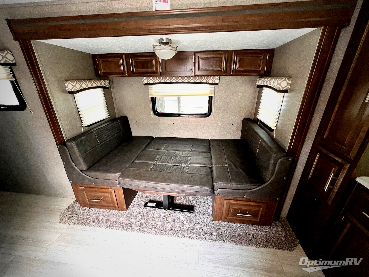 2019 Forest River Flagstaff Micro Lite 25FKS Photo 11