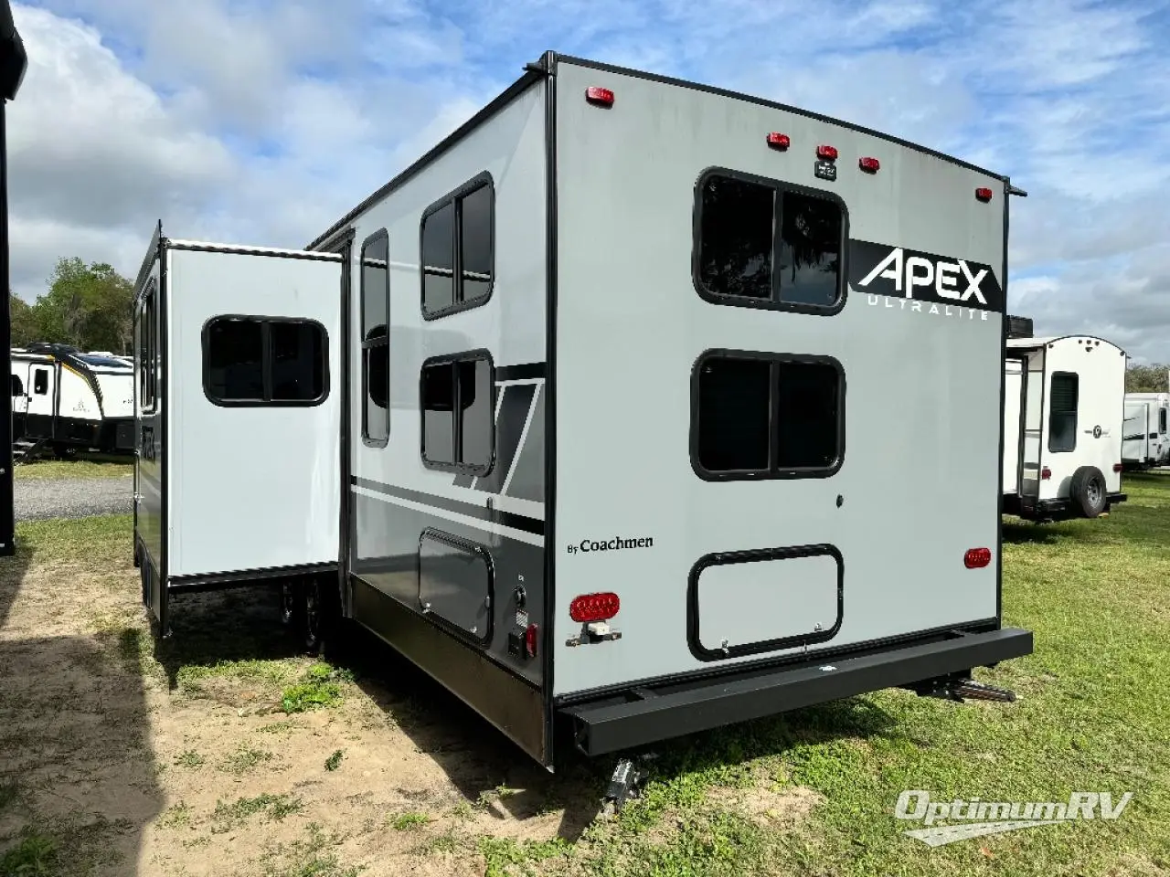 2022 Coachmen Apex Ultra-Lite 266BHS Photo 3