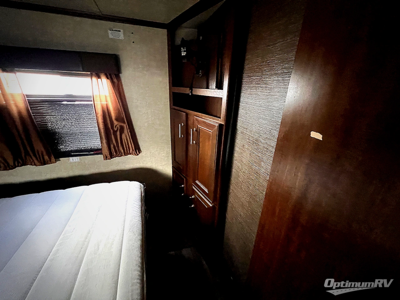 2015 Keystone Fuzion 325 Photo 15