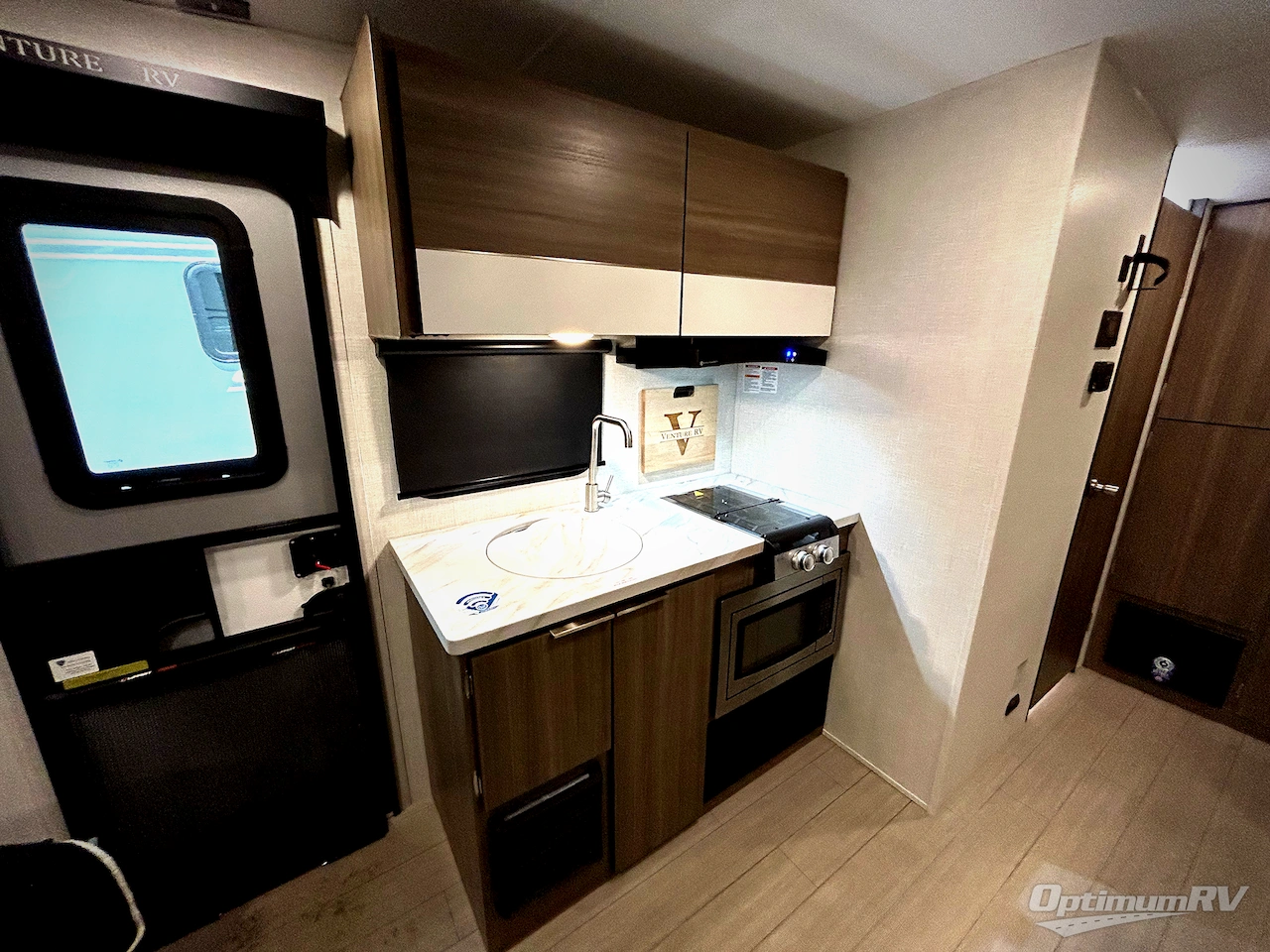 2025 Venture Sonic Lite SL169VMK Photo 6