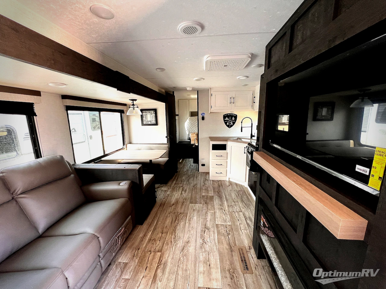 2025 Venture Sienna SA271VBH Photo 4