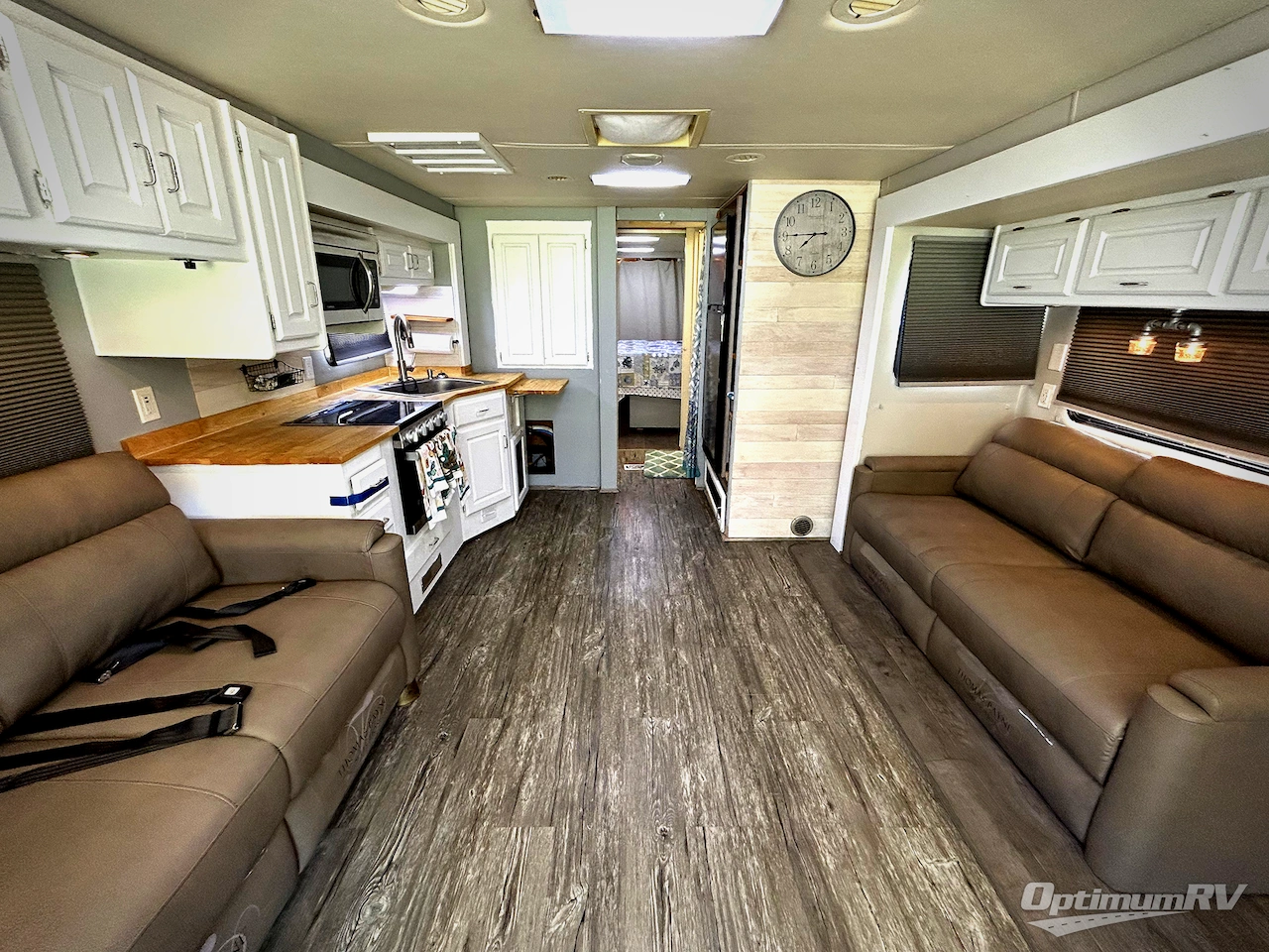2003 Holiday Rambler Endeavor 36PST Photo 2