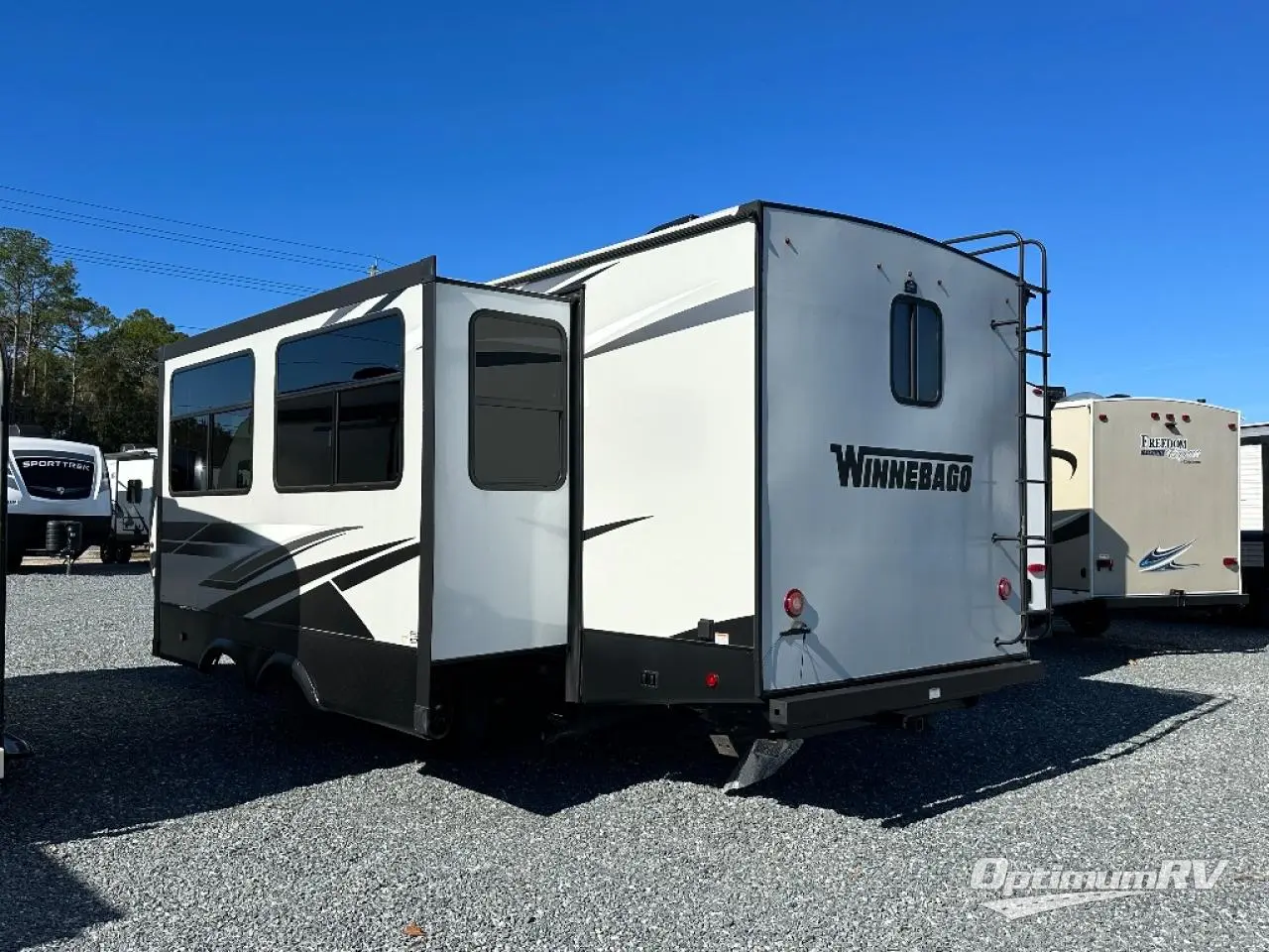 2021 Winnebago Towables Voyage 2831RB Photo 3