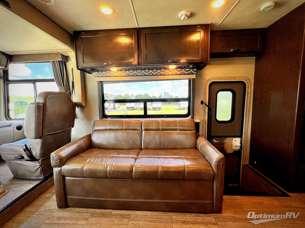 2019 Thor Freedom Traveler A30 Photo 8