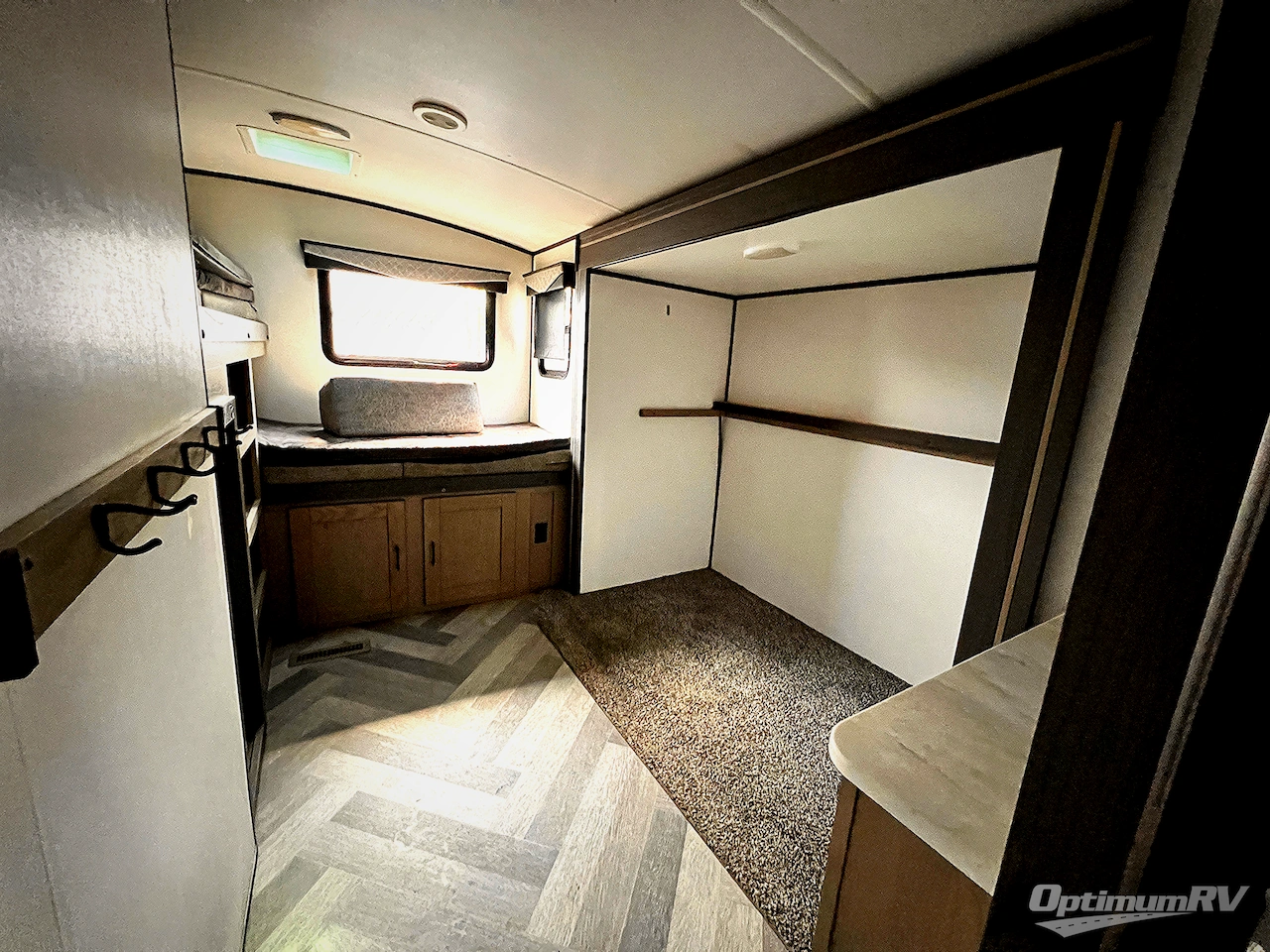 2021 Cruiser Twilight Signature TWS 3300 Photo 15