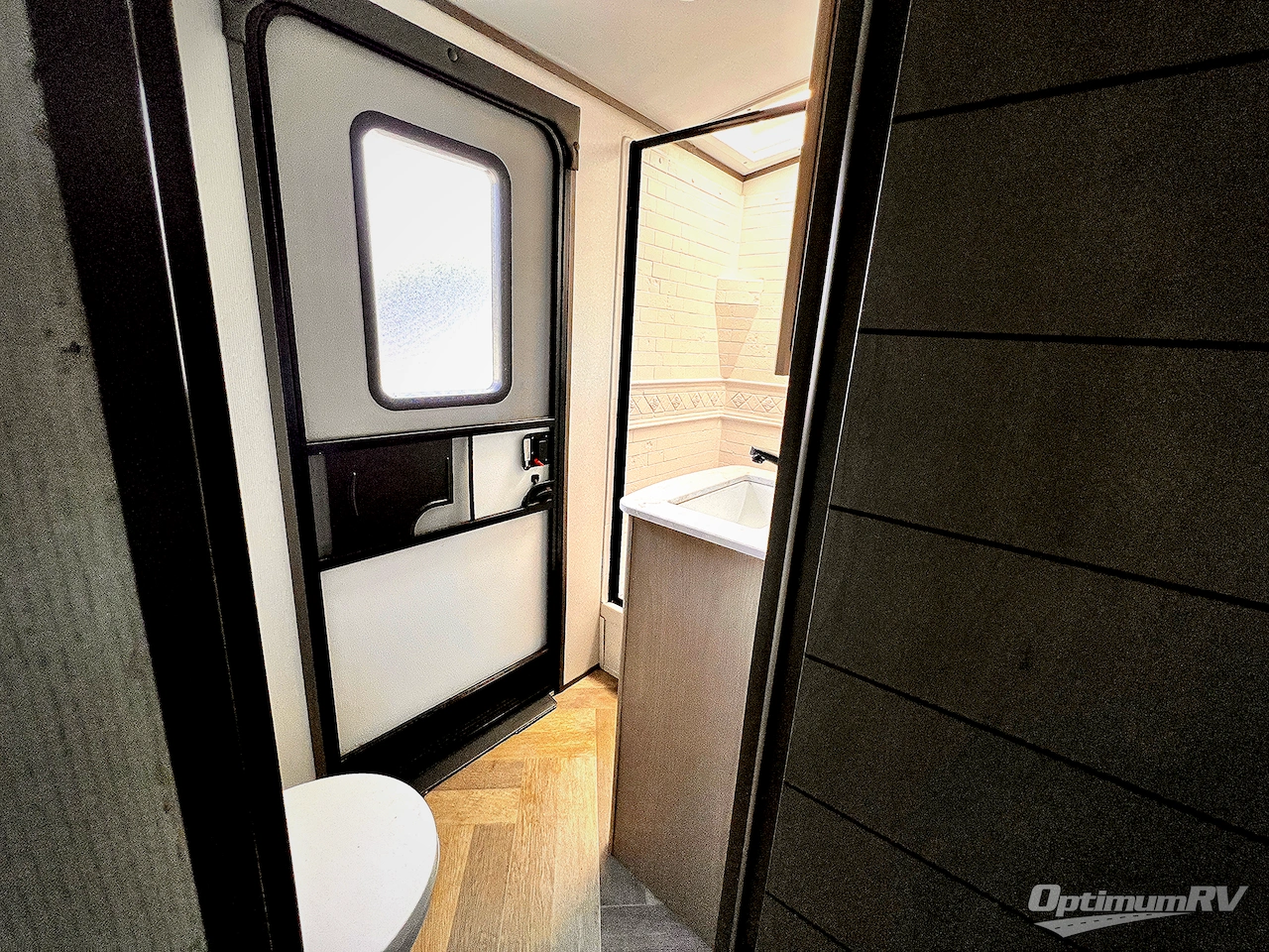 2021 Cruiser Twilight Signature TWS 3300 Photo 18