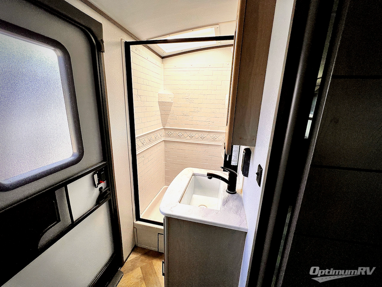 2021 Cruiser Twilight Signature TWS 3300 Photo 19