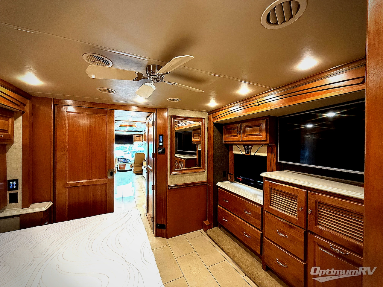 2016 Tiffin Phaeton 40 QBH Photo 11