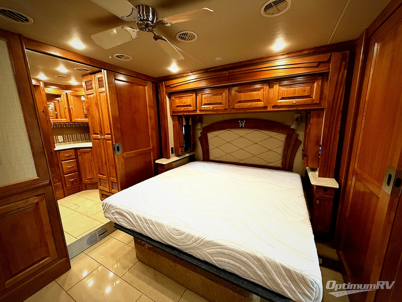 2016 Tiffin Phaeton 40 QBH Photo 12