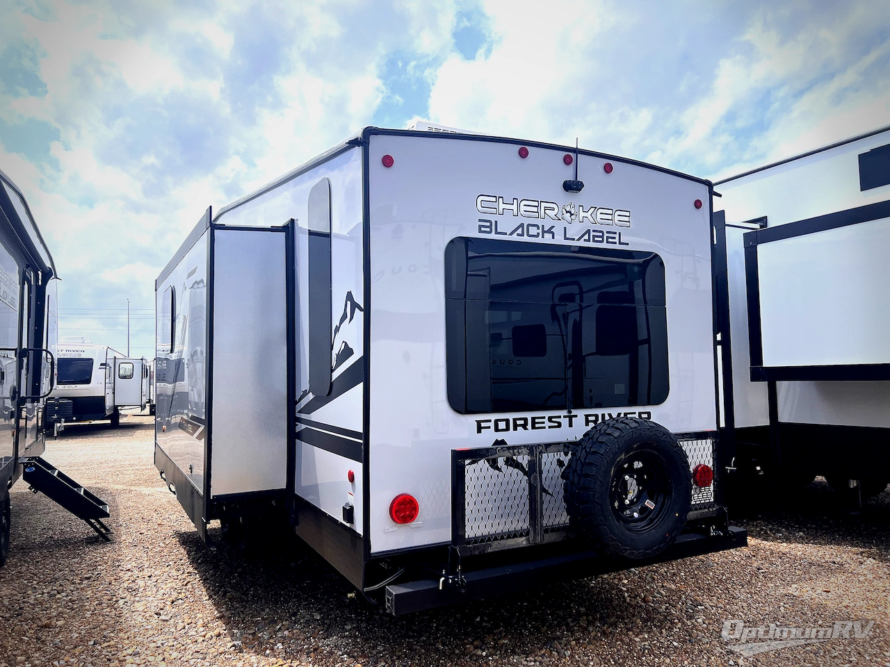 2025 Forest River Cherokee Black Label 295SBBL Photo 3