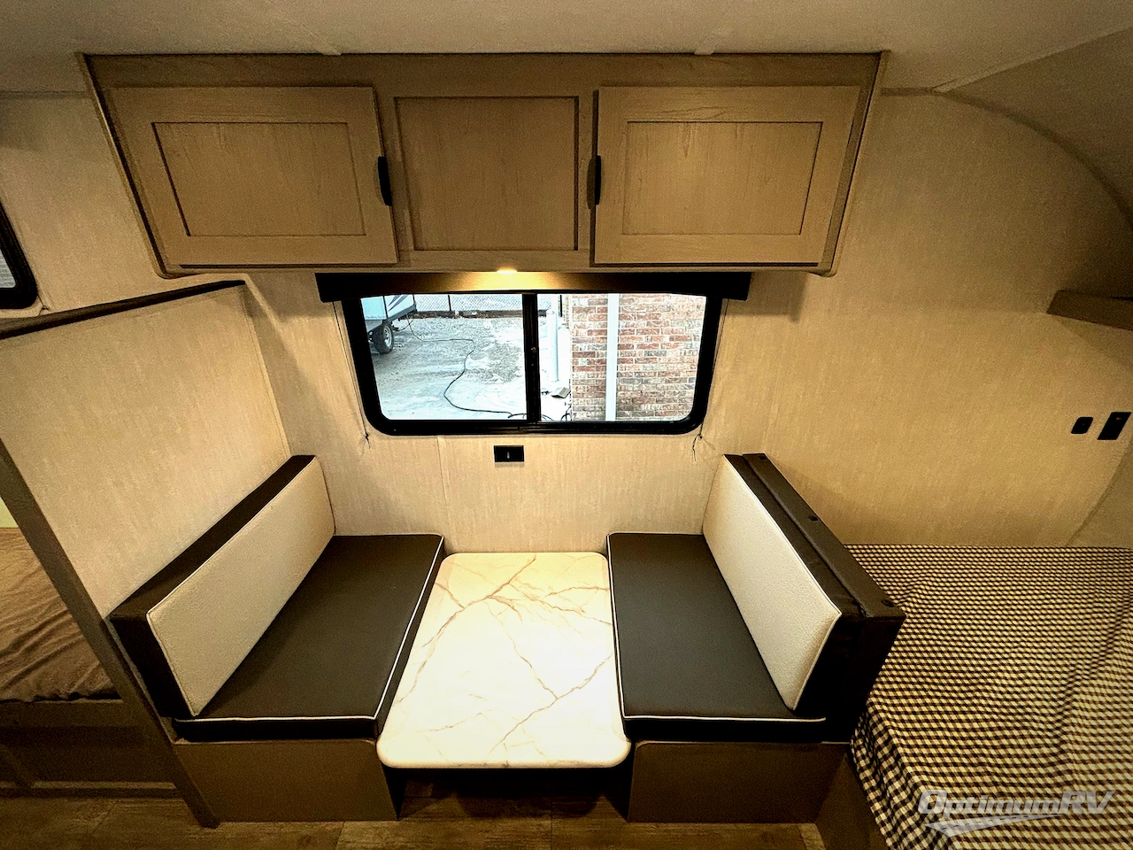 2025 Coachmen Clipper Cadet 17CFQ Photo 8