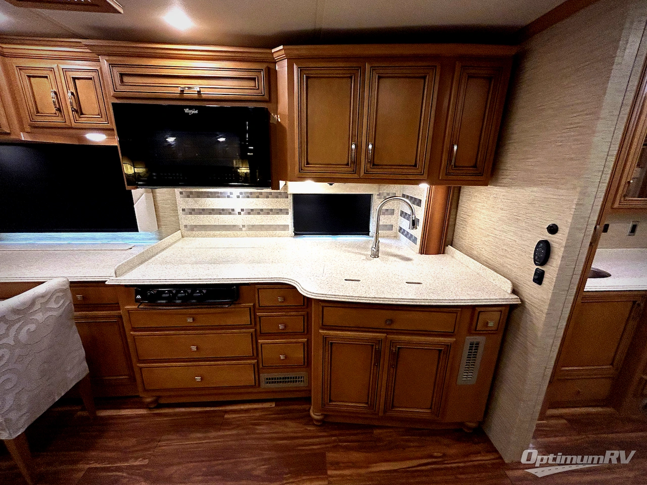 2017 Newmar Ventana LE 3724 Photo 5