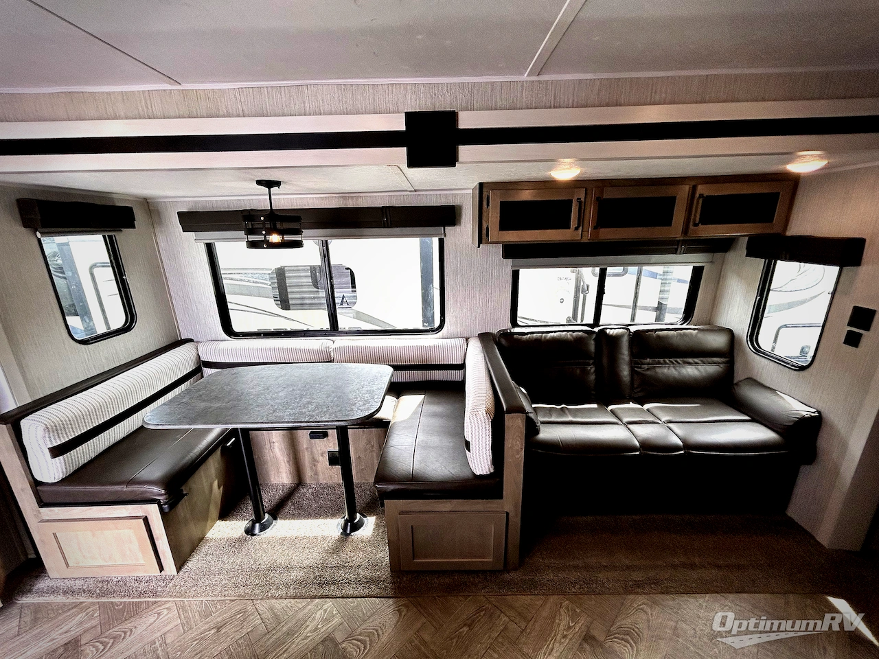 2022 Palomino Puma 28BHSS Photo 8