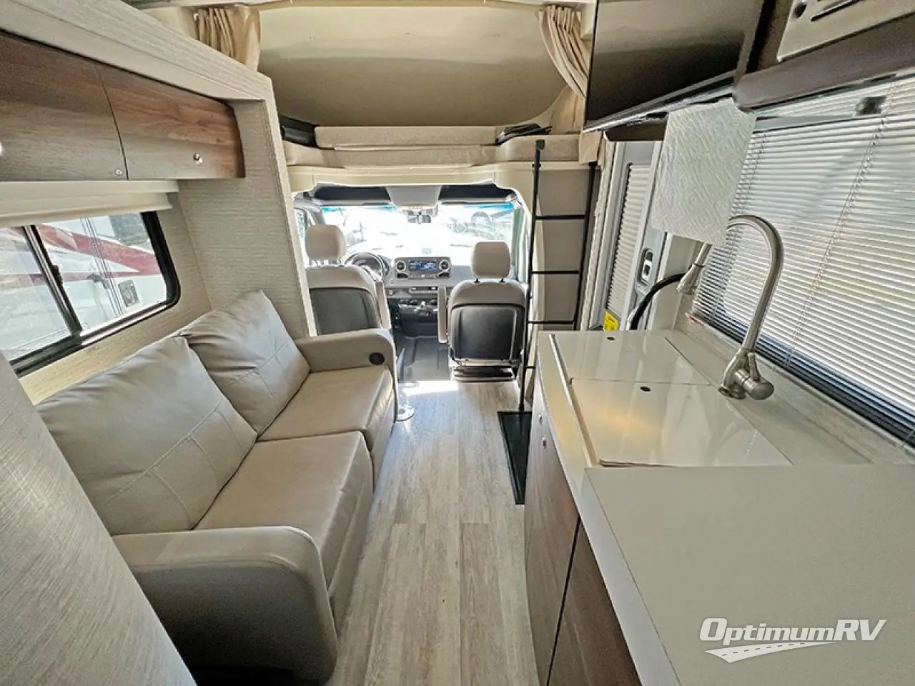 2020 Winnebago View 24V Photo 6