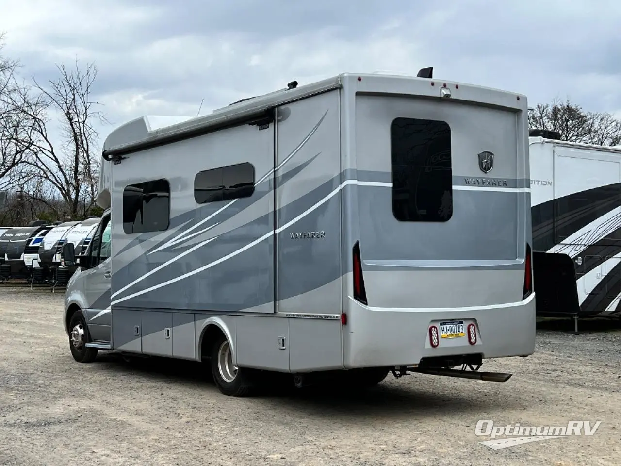 2022 Tiffin Wayfarer 25 RW Photo 3