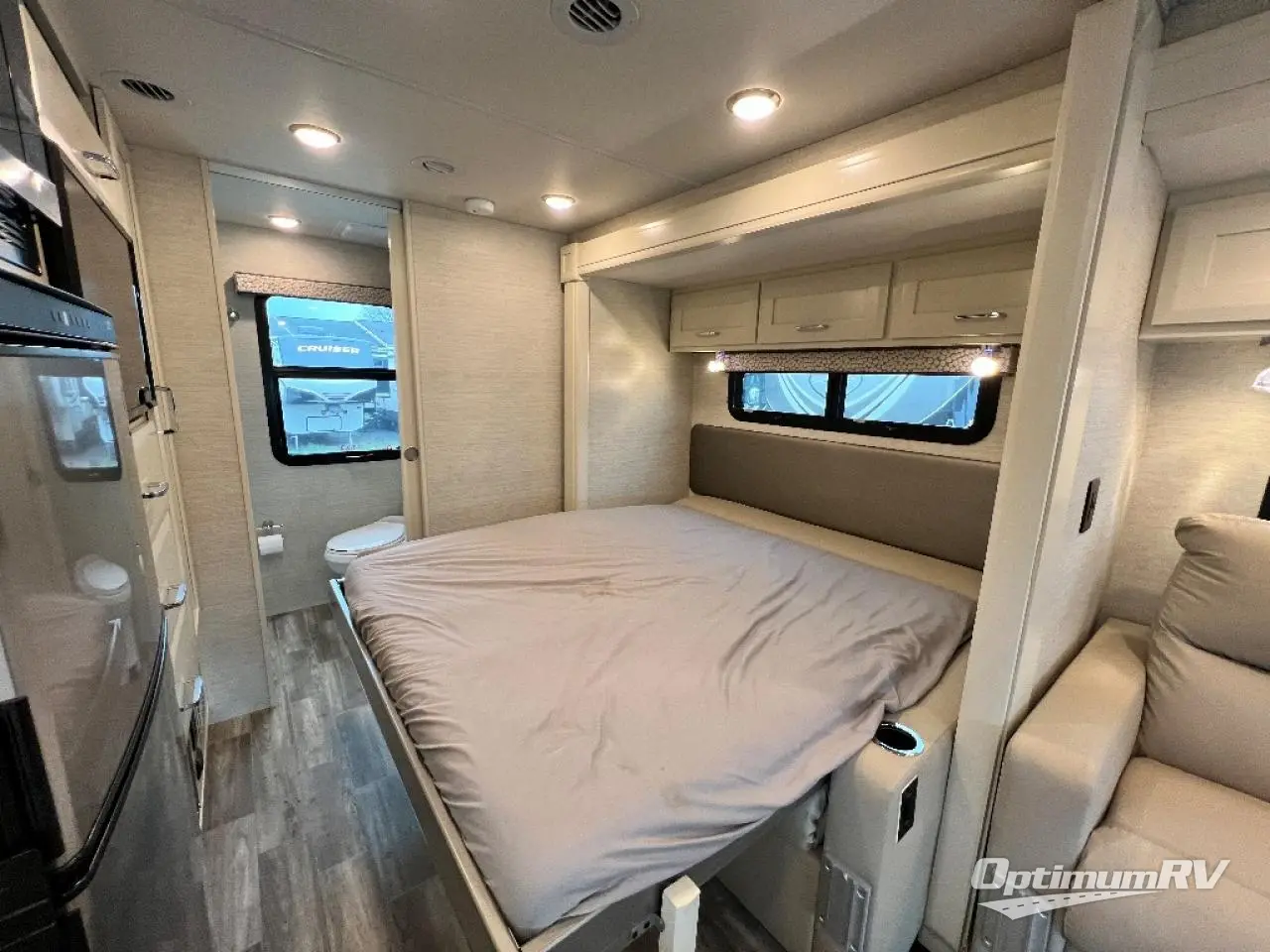 2022 Tiffin Wayfarer 25 RW Photo 14