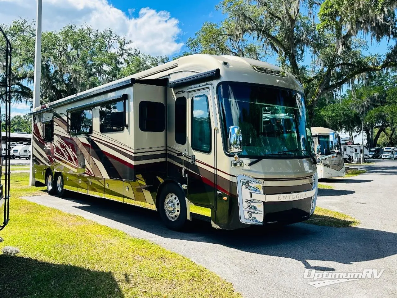 2020 Entegra Anthem 44F Photo 1