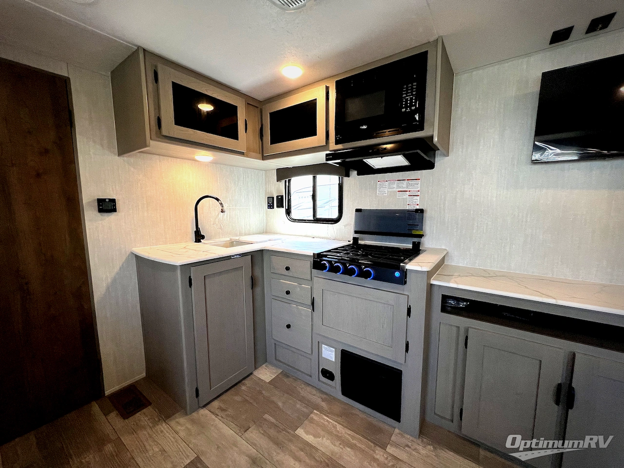 2025 Forest River Viking 6K Series 262BHS Photo 13