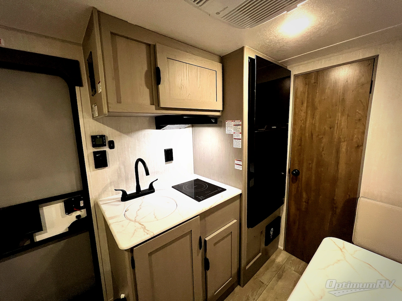 2025 Forest River Viking 3K Series 17SFQ Photo 5