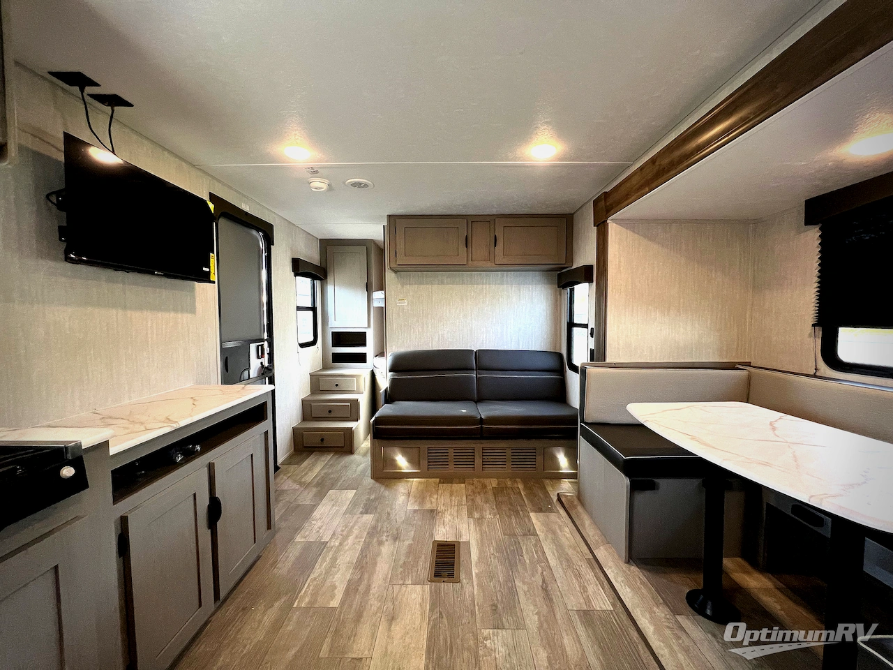 2025 Forest River Viking 3K Series 17SFQ Photo 3