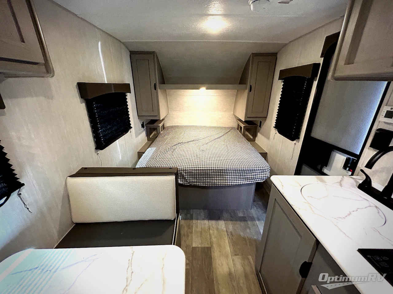 2025 Forest River Viking 3K Series 17SFQ Photo 5