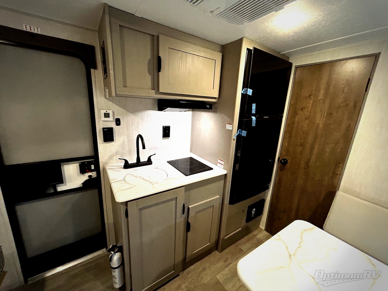 2025 Forest River Viking 3K Series 17SFQ Photo 6