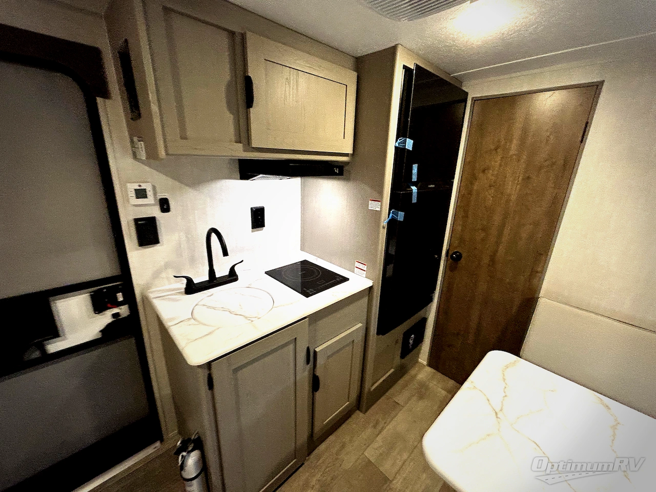 2025 Forest River Viking 3K Series 17SFQ Photo 8