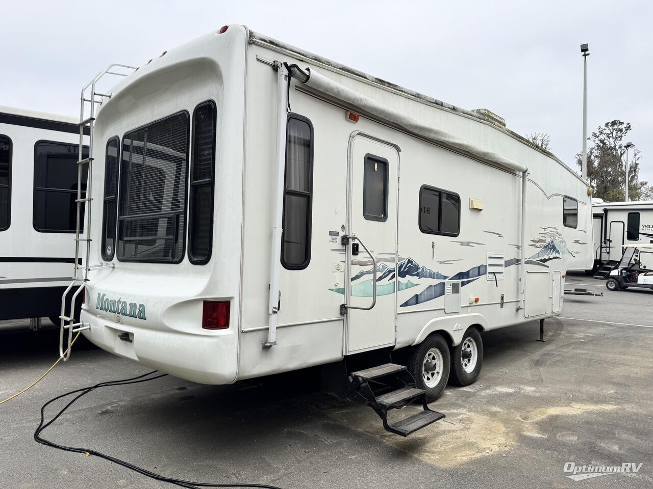 2003 Keystone Montana 2955 RL Photo 2