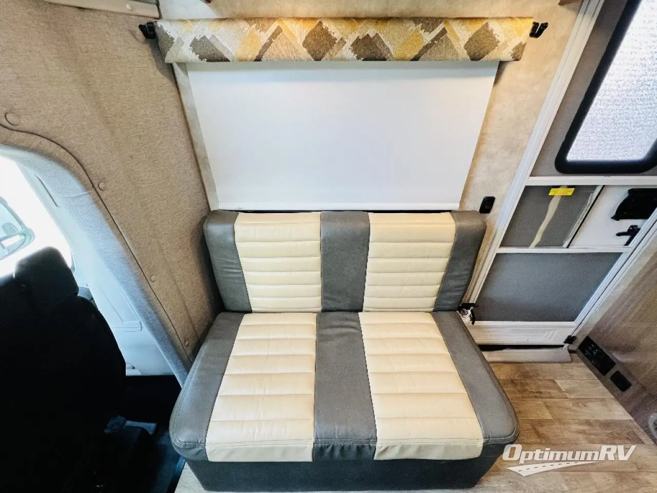 2018 Winnebago Trend 23L Photo 9