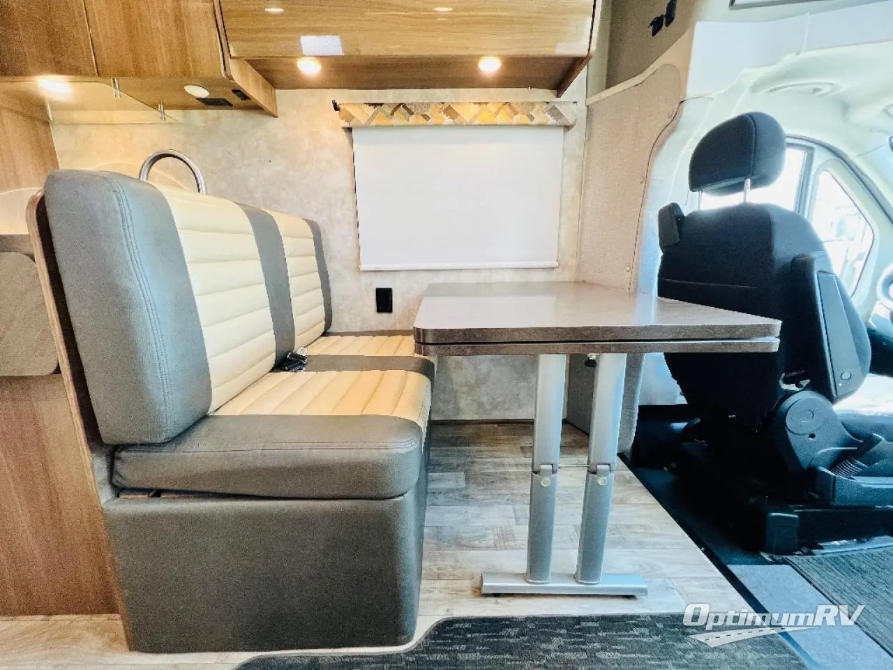 2018 Winnebago Trend 23L Photo 11