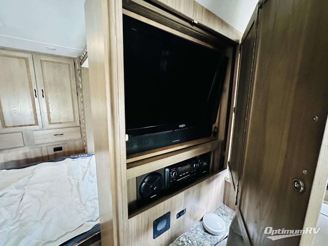 2017 Coachmen Prism 2200 LE Photo 16