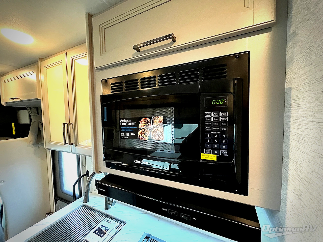 2024 Thor Chateau 25V Photo 15