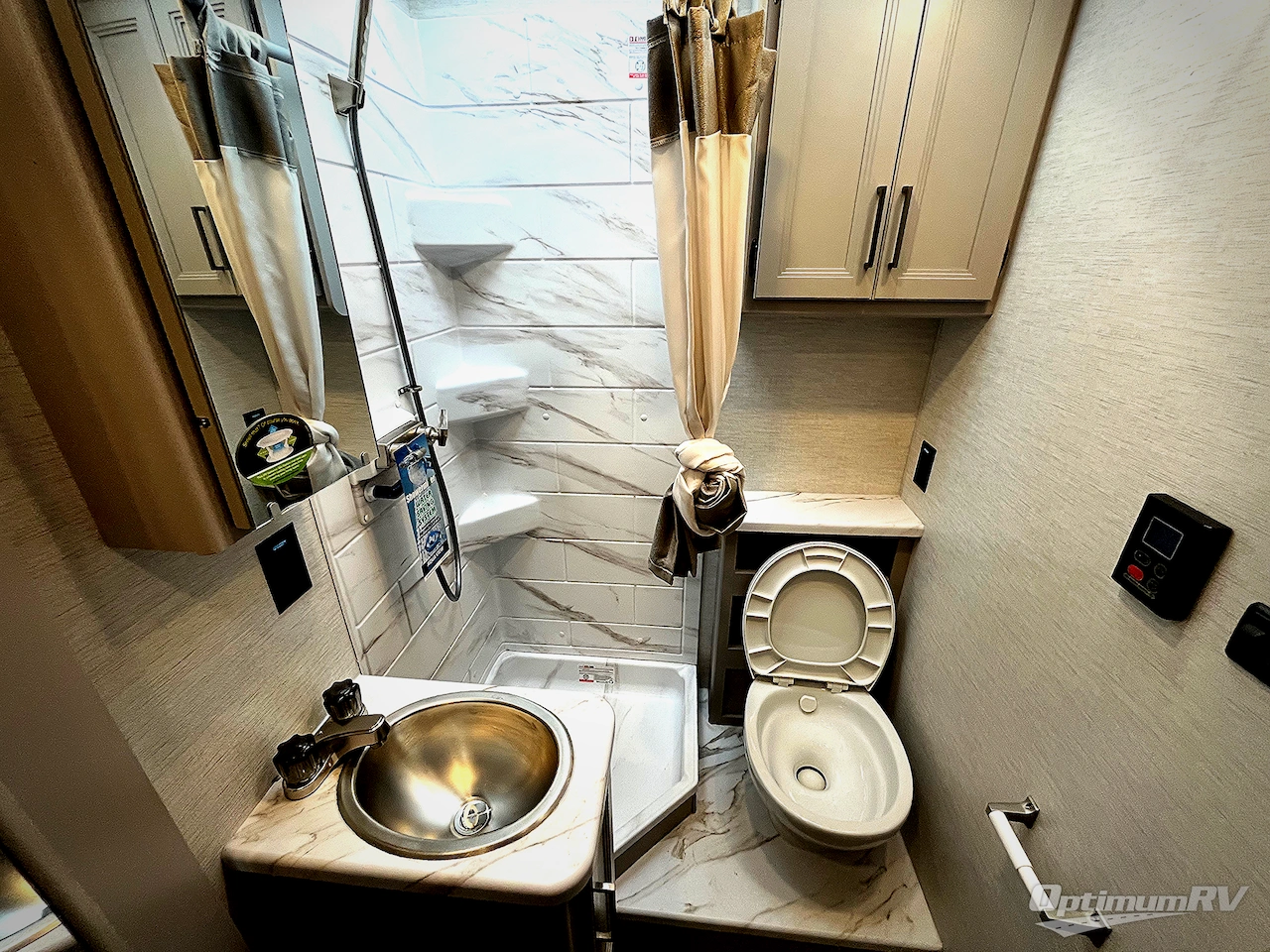 2024 Thor Chateau 25V Photo 25