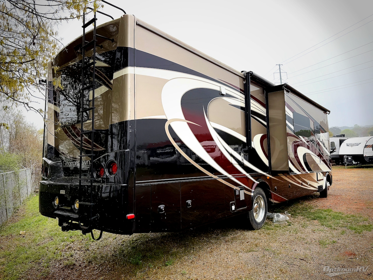 2016 Forest River Georgetown XL 377TS Photo 2