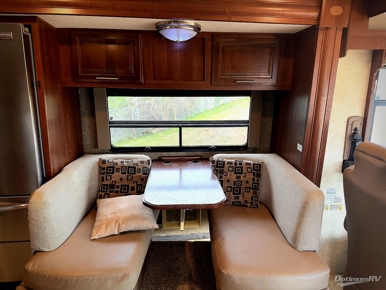 2016 Forest River Georgetown XL 377TS Photo 5