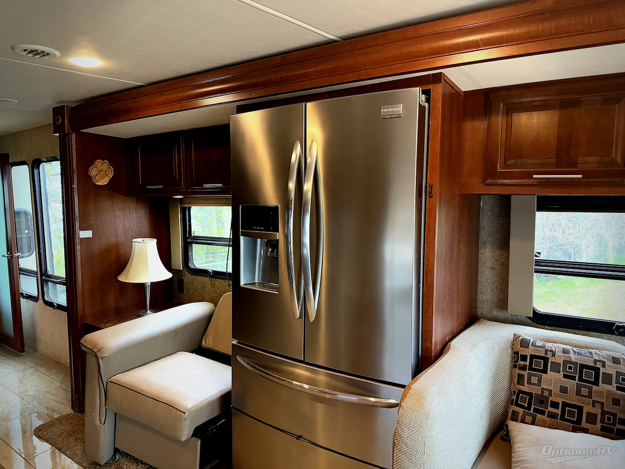 2016 Forest River Georgetown XL 377TS Photo 6